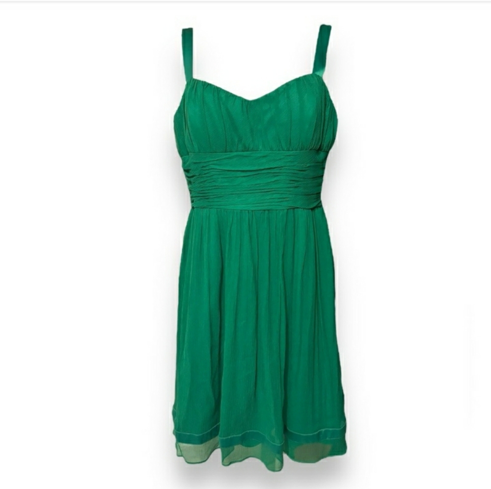 TAHARI Author S. Levine green silk dress
